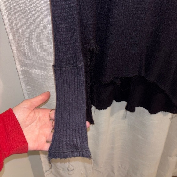 Free People Oversized Waffle Knit Sweater – Navy - Picture 4 of 5